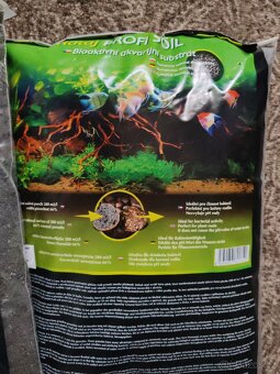 Akvarijní substrát Profi soil Rataj - 2