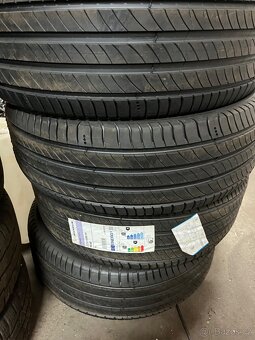 225/50 R19 96W Michelin - 2