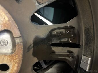 Alu kolo 7LA601025E VW Multivan 17” - 2