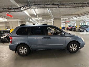 KIA CARNIVAL 7 místní - 2