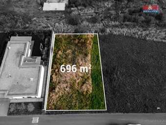 Prodej pozemku k bydlení, 696 m², Zlín, ul. V Polích - 2