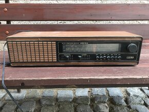 Retro radia - 2
