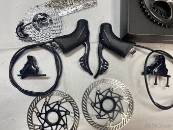 Campagnolo Super Record WRL - bezdrátová sada 12s - 2