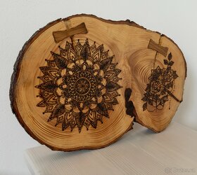 Mandala a růže - pyrografie - 2