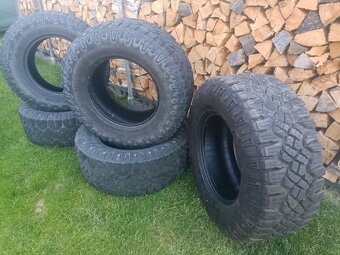 325/65R18 - 2
