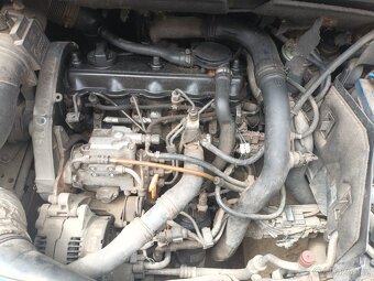 Díly Volkswagen Sharan 1,9TDI 81kw - 2