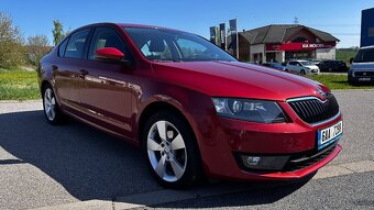 Škoda Octavia 2.0TDI DSG 138 TIS KM 110KW TAŽNÉ XEN 17 ALU - 2