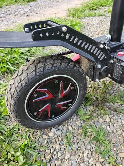 Elektrická koloběžka Kugoo G-Booster - 2