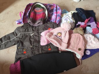 Balík zimního oblečení na holčičku + batoh - 2