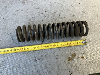 jawa perák pružina - 2