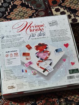 Nevinné hrátky pro dva - společenská desková hra - 2