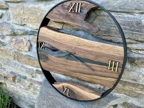 Hodiny z amerického dubu - 2