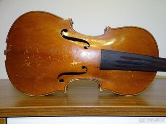 4/4 HOUSLE značené FRANCOIS CLAUDOT - k renovaci - 2