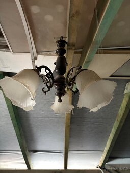 Starý lustr - 2
