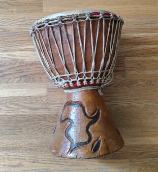 AFRICKÝ BUBEN (DJEMBE) PRŮMĚR 20 cm/VÝŠKA 26,5 cm - 2