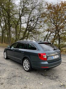 Škoda Superb II 2.0TDi 4x4 combi FACELIFT DSG - 2