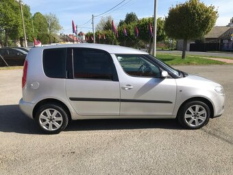 ŠKODA ROOMSTER 1. 4 MPI SERVISNÍ KNIHA - 2