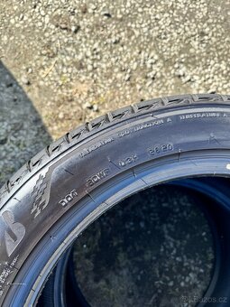 2x Bridgestone Turanza T005 255/45/R18 - 2