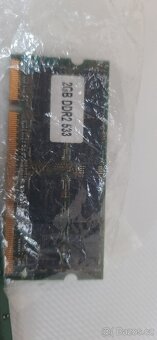 Ram DDR 2 do notebooku.
- 2