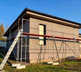LEŠENÍ na pronájem 168m2 - 2