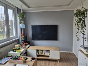 Panasonic Viera TX-P65ST50E + O2 settopbox - 2