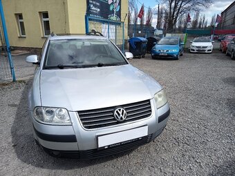 VOLKSWAGEN Passat Variant 1,9TDI 4Motion Highline - 2