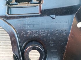 A2058801802 mercedes w205 pravé vedení zad.nárazníku - 2