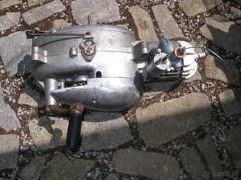 MOTOR JAWA 550/555 - 2