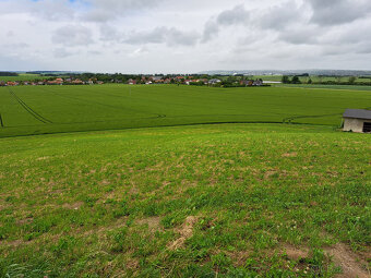 Stavební pozemek 1769m2 - Charvatce - 2