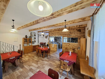 Prodej hotelu, penzionu, 217 m², Benešov nad Černou - 2