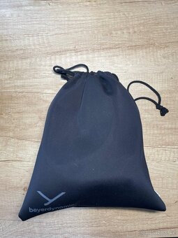 Sluchátka Beyerdynamic DT 700 Pro X, černá, Záruka Jako nové - 2