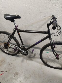 Giant 26' - 2