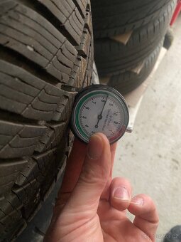 Zimni pneu Barum 205/55 R16 - 2