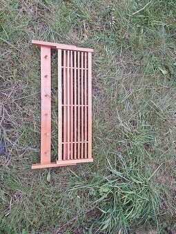 Polička /věšák skládací celodřevěný - 2