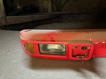 Nárazník Porsche 944 vc nepoškozených mlhovek - 2
