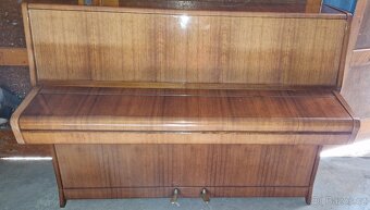 Piano Rösler - Petrof - 2