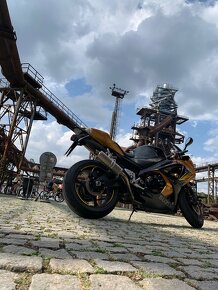 Suzuki gsxr 1000 - 2