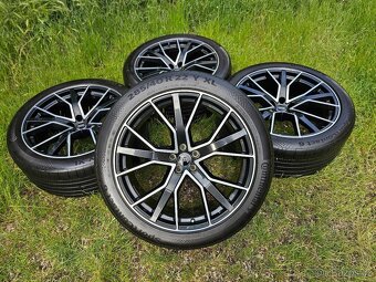 Kompletní letní orig. Audi Q8 SPORT - 285/40 R22 XL - 5x112 - 2
