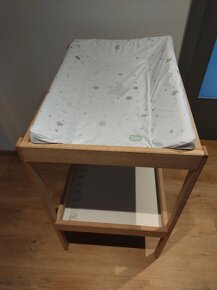 Přebalovací pult prodám - 2