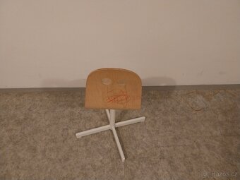 Stůl Larande a židle Valfred/Sibben - 2