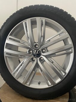 Original zimní alu vw Tiguan r19 Auckland + 235/50/19 95% - 2