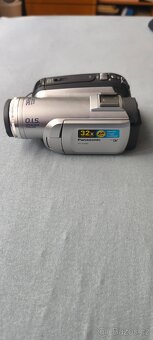Prodám kamera Panasonic - 2