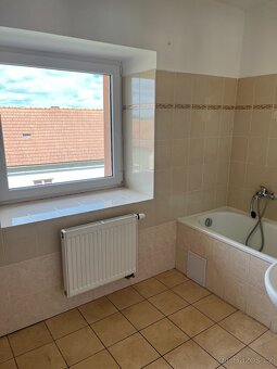 Pronájem bytu v Rožďalovicích - 2