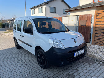 Renault Kangoo: rampa pro vozíčkáře - 2