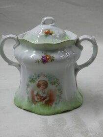 stará porcelánová čajová konvice a cukřenka - 2