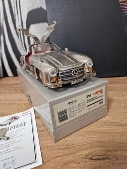 Model Marklin 1952 Mercedes Benz 300 SL jubilejní verze - 2