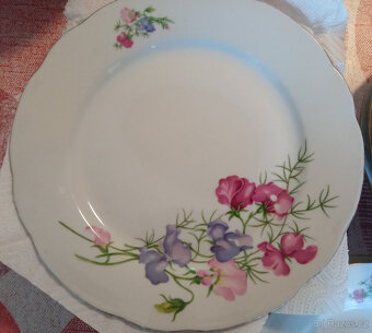 Sada retro porcelánových talířů - 2