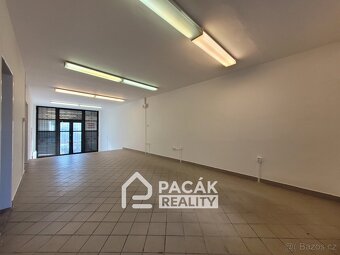 Pronájem kanceláří s výměrou 78m2 se dvěma výlohami a dvěma  - 2