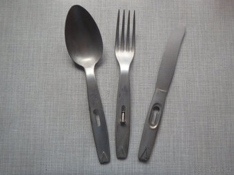 STARÝ SKLÁDACÍ PŘÍBOR cena s poštovným. - 2