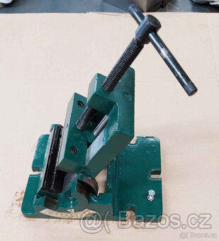 Naklápěcí svěrák šířka 100 mm - 2
